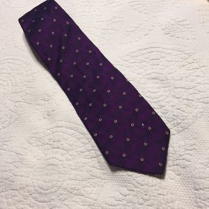 Tie purple